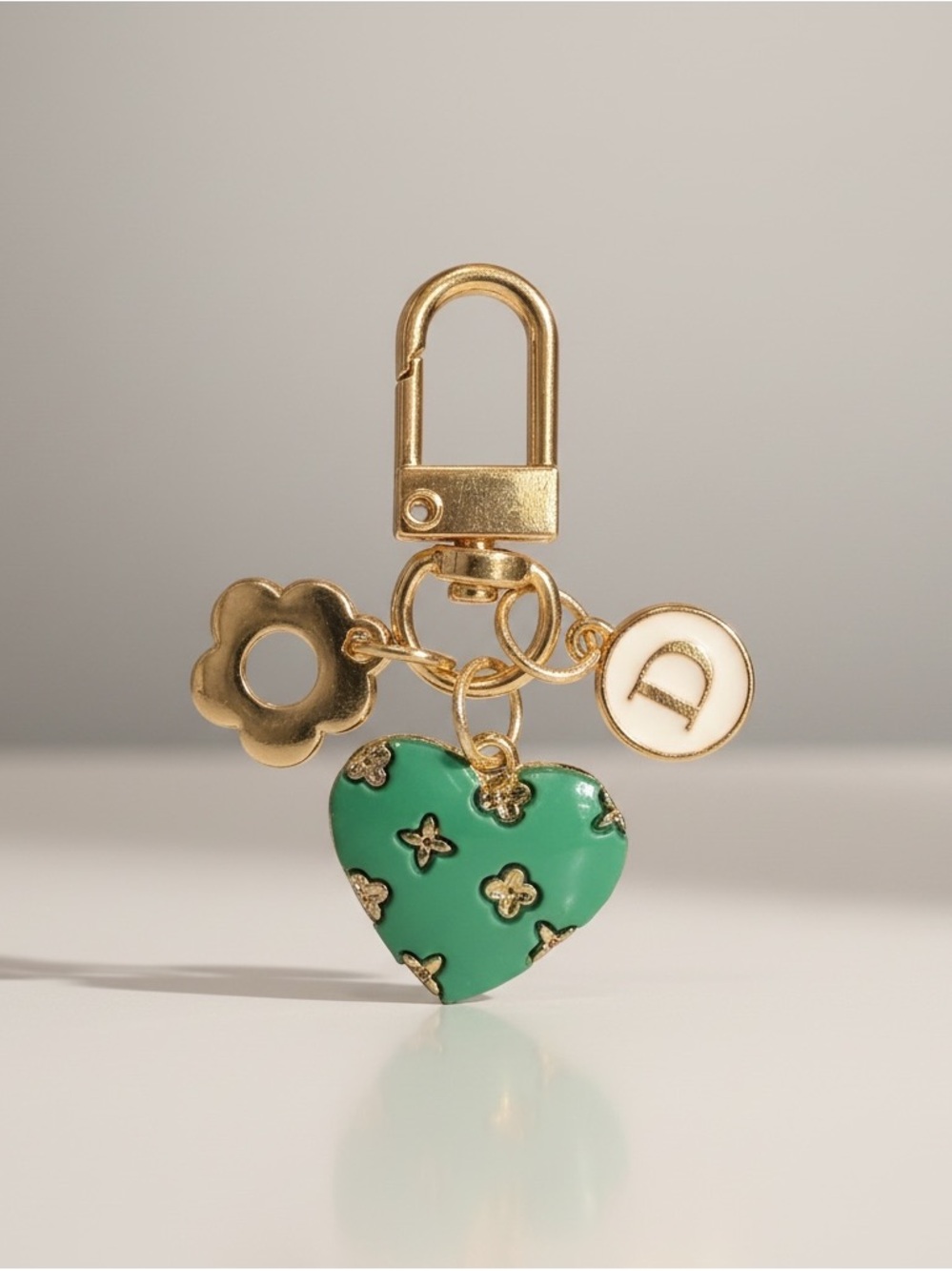 Bag Charm with Green Heart Pendant clover zipper pull